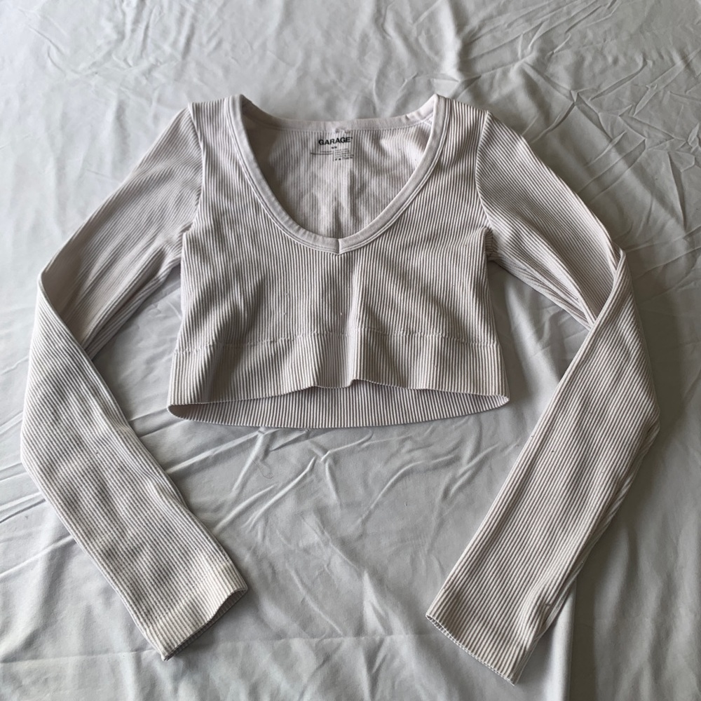M White Fitted Cropped Shirt